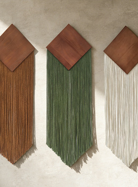 Hand-woven Diamond Wood Board Tassel Tapestry Homestay Livin