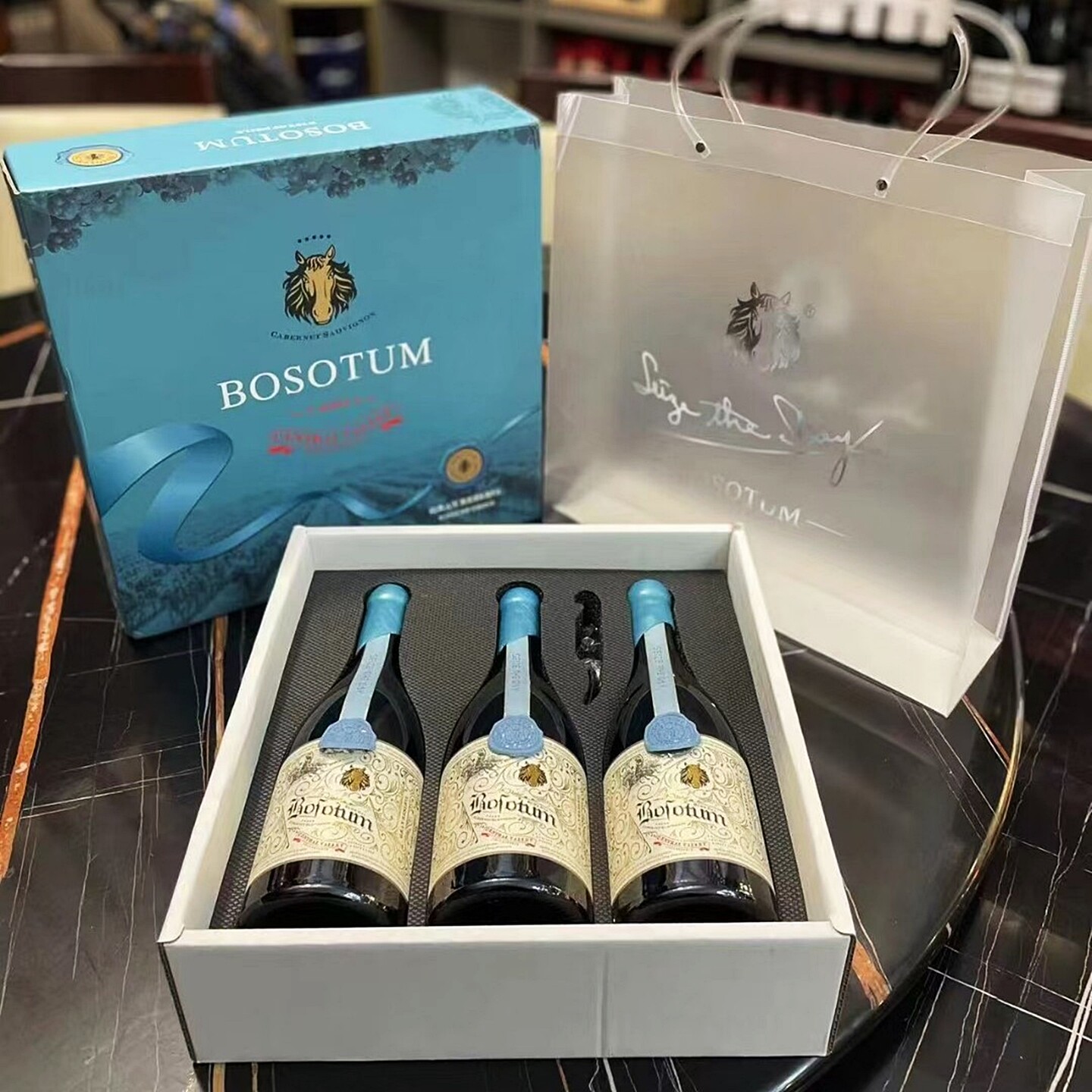 厂家赤霞珠智利原装进口蓝黛干红葡萄酒节日送礼红酒三支礼盒