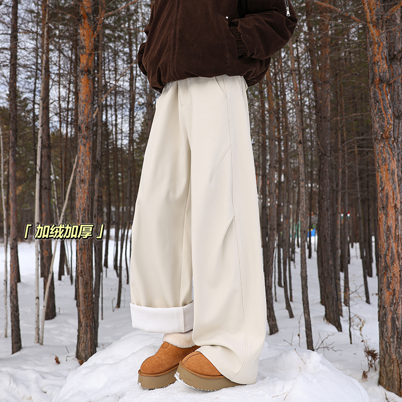 A410-K8256JR-P70限价109-成分：95%涤  5%氨纶-380g左右 tr面料