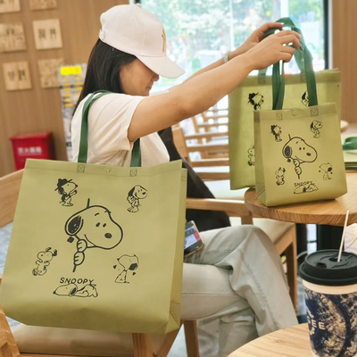 服装店无纺布手提袋女装衣服打包袋大容量购物袋加厚包装袋子定制