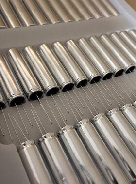 铜脚100F 2.7V 松下日本 法拉储能电容卷绕型EECHL0E107GG 18*70