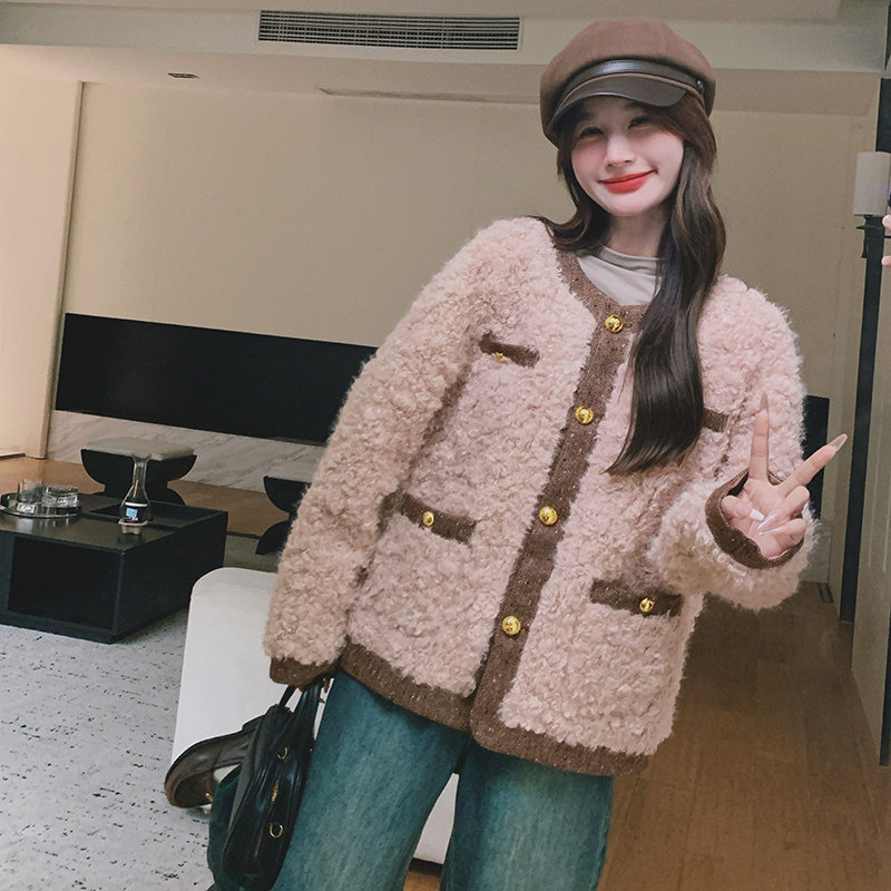 超好看粉色小香风羊羔毛外套女冬季2025新款皮毛一体羊羔绒短上衣,女装短外套,浙宝265