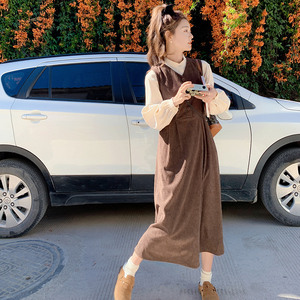咖色灯芯绒连衣裙两件套女2023秋季新款法式高级感超好看套装裙子图片