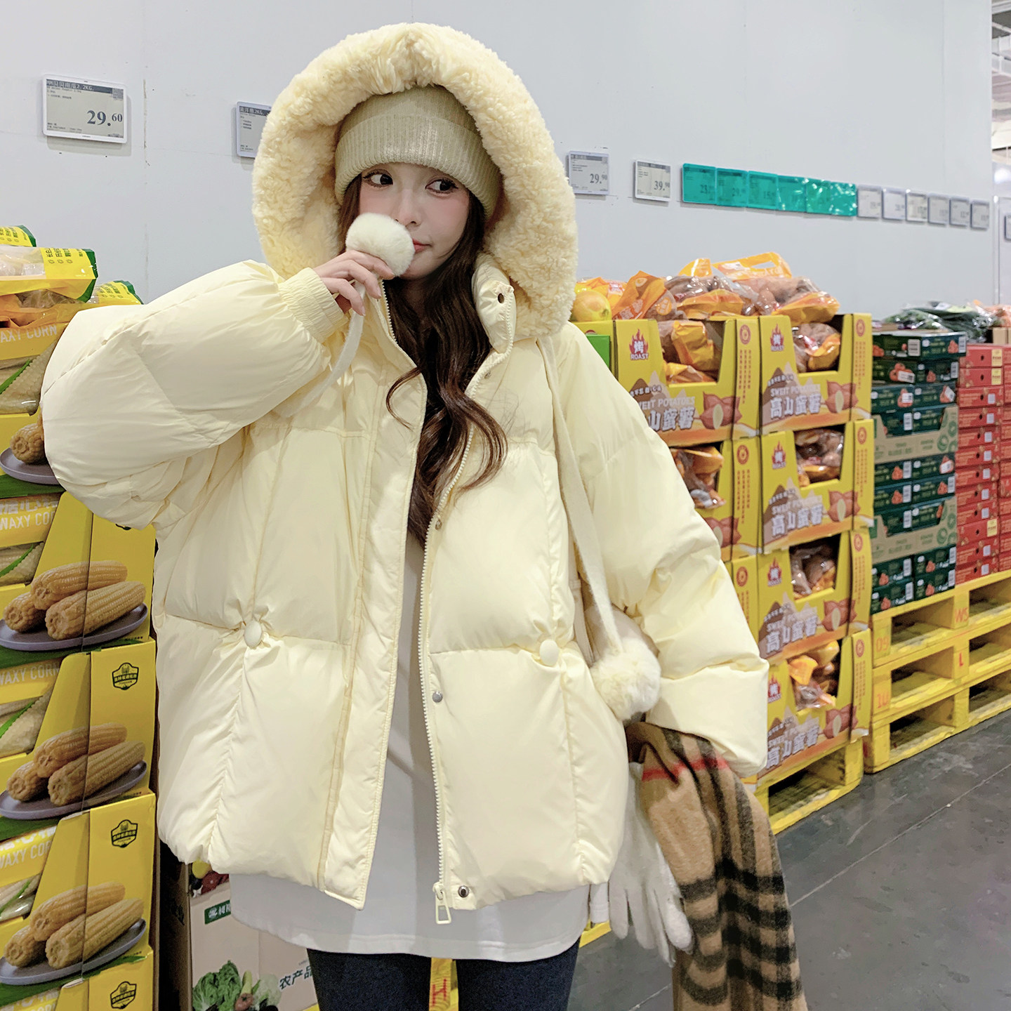 大货数据好两色羊羔毛拼接连帽短款90绒羽绒服7077P320控488,女装羽绒服,浙宝265