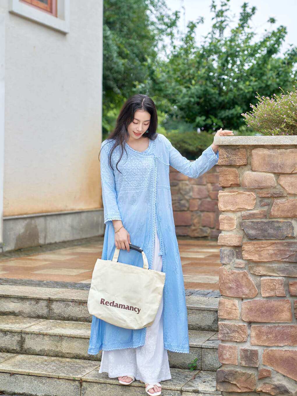 B1-1-2 INDIAN COSTUMES ETHNIC STYLE MEDIUM LENGTH COTTON GRADIENT SKY BLUE HAND-EMBROIDERED THIN ROBES SPRING AND SUMMER