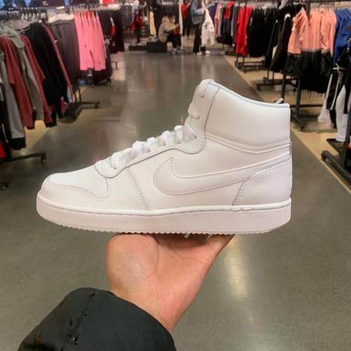 耐克男款休闲系带白色春秋款板鞋