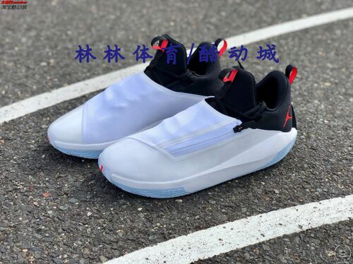 耐克男子低帮实战篮球鞋