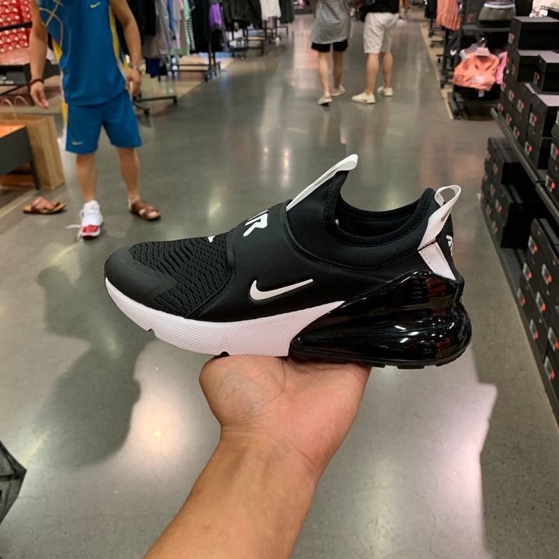 Nike耐克童鞋270气垫缓震休闲鞋