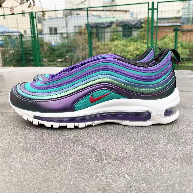 跑步鞋Nike/耐克气垫女子