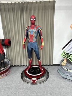 现货：1/1漫威钢铁蜘蛛侠全身像 全身多处发光192cm雕像模型手办