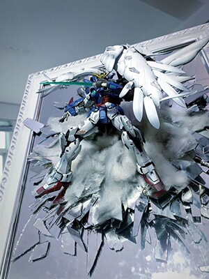 破镜高达系列飞翼1/100PG/MG