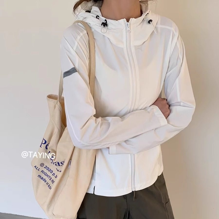 欧洲站2025夏季新款女韩版修身休闲连帽冲锋衣外套夹克防晒衣运动