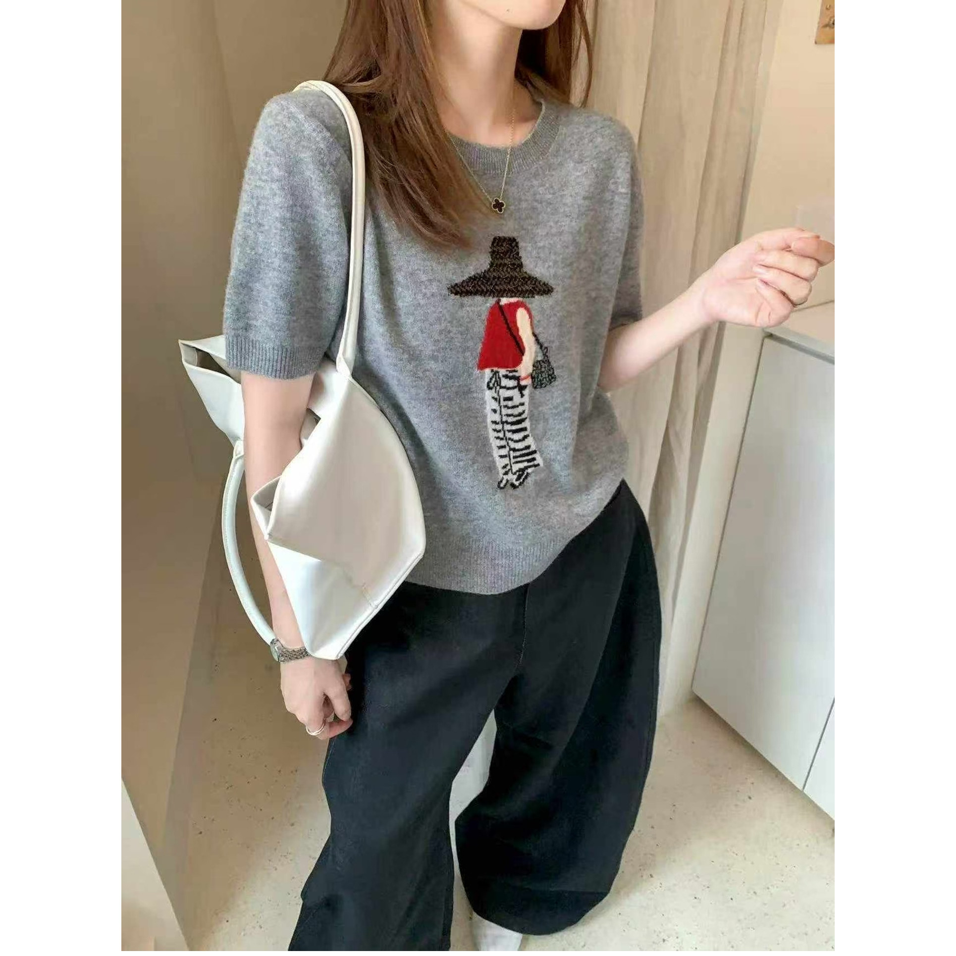 时尚卡通图案圆领短袖羊毛针织衫女欧洲站2026秋季新款套头毛衣