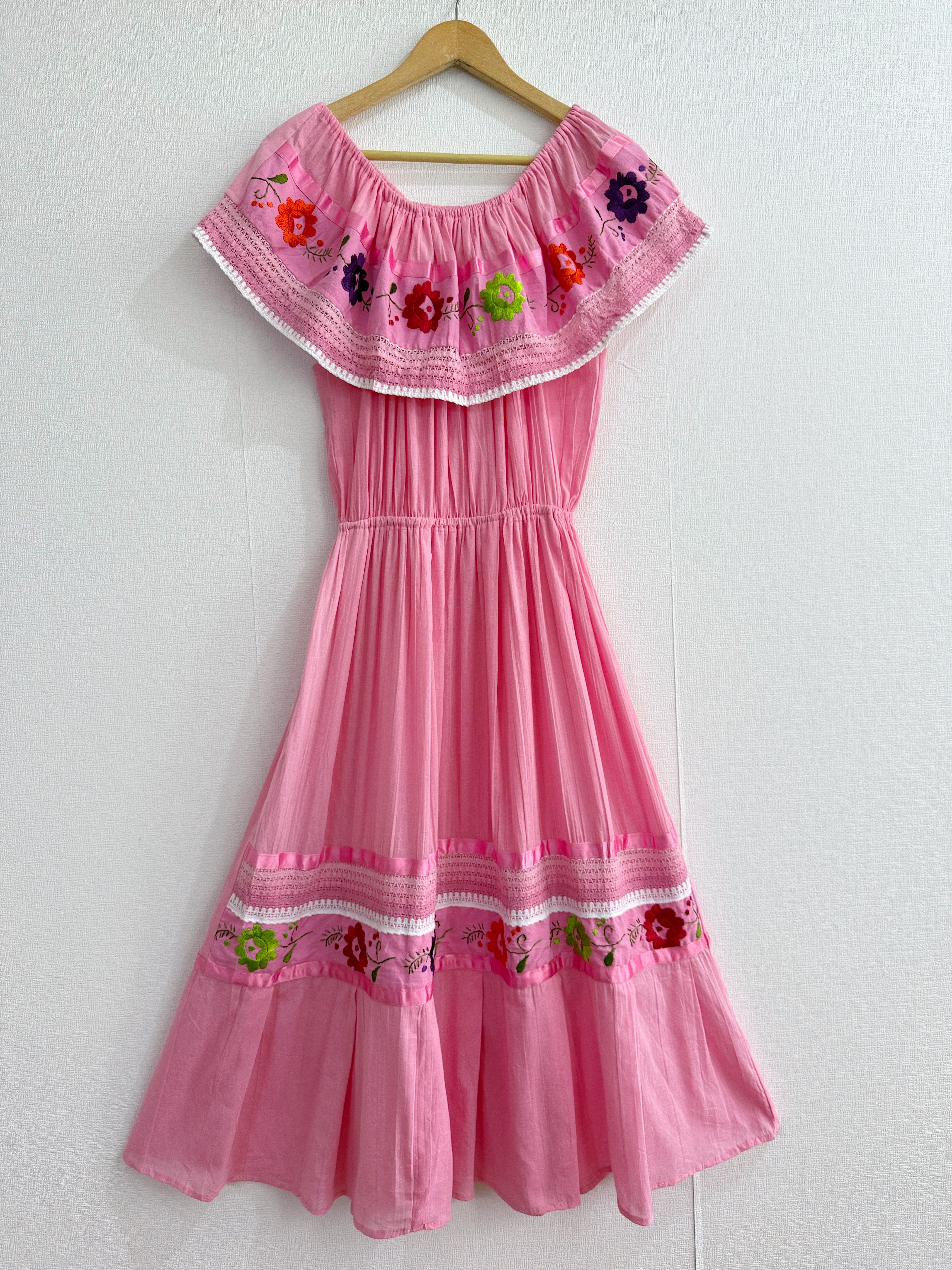 Mexican Puebla Dress大露肩荷叶边领墨西哥连身裙