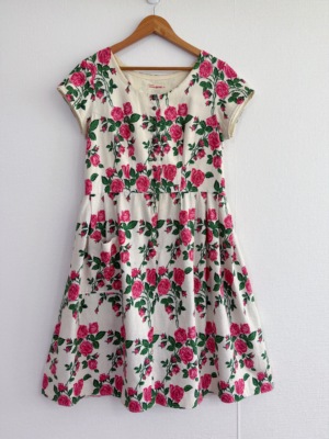 Dirndl dress Original Johanna Rappel红玫瑰与绿叶印花巴伐利亚