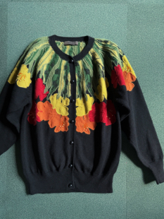 油画感串珠 刺绣 满满的刺绣线和小串珠 黄橘红暖色系花柄装饰