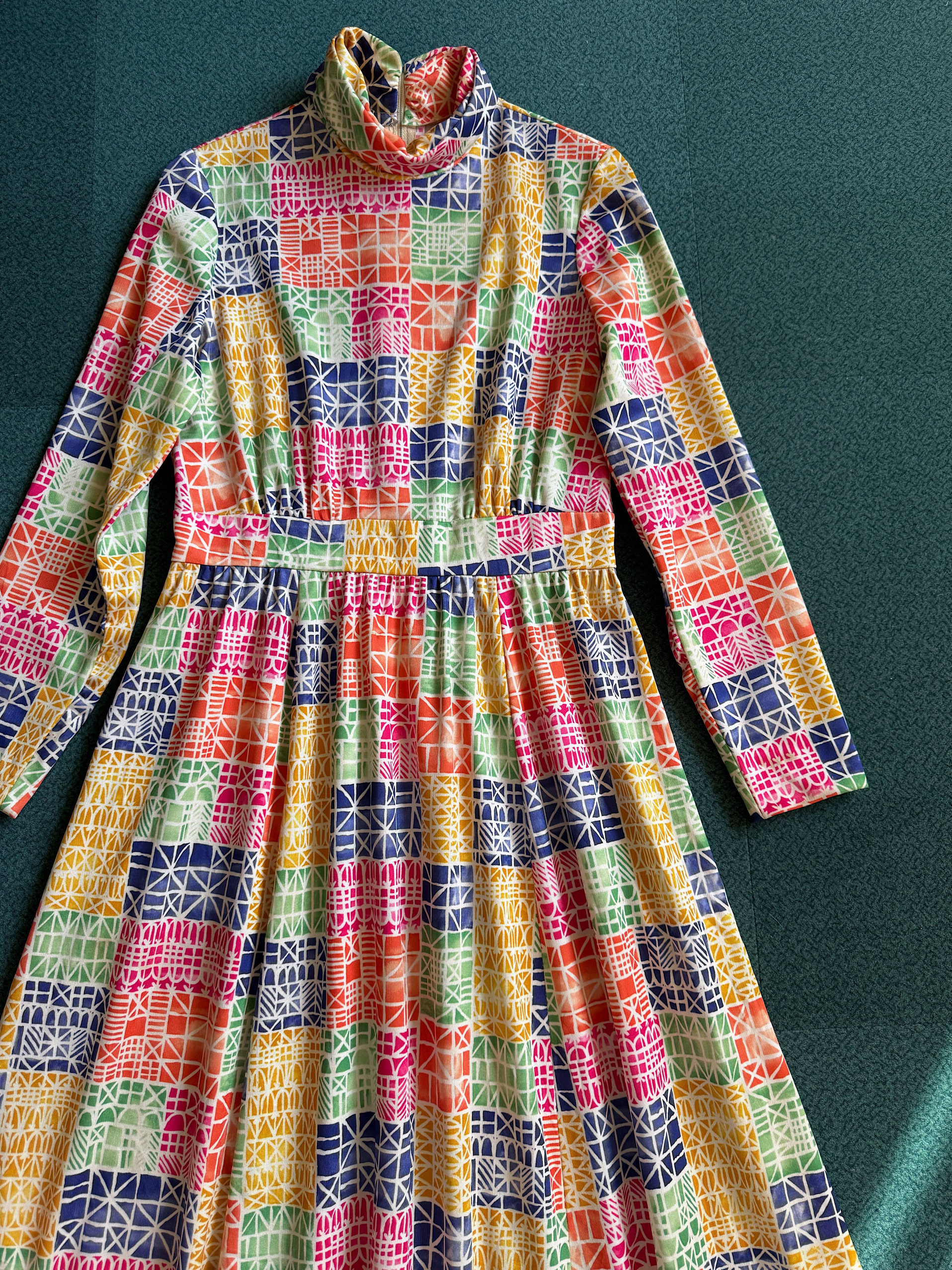 波普感花纹拼色方块图腾nylon Maxi dress