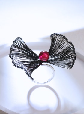 黑色蝴蝶结戒指耳钉猫系风格首饰设计师原创手工耳饰艺术饰品