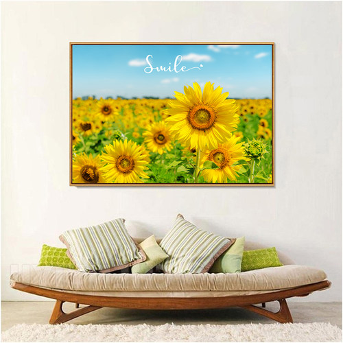 电表箱遮挡向日葵花卉客厅装饰画