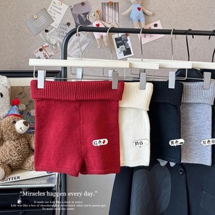 大码辣妹高腰显瘦坑条针织休闲裤女秋冬季外穿设计感小众包臀短裤