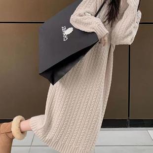 高领麻花针织连衣裙女秋冬胖妹妹慵懒风高级感加厚过膝毛衣裙 大码