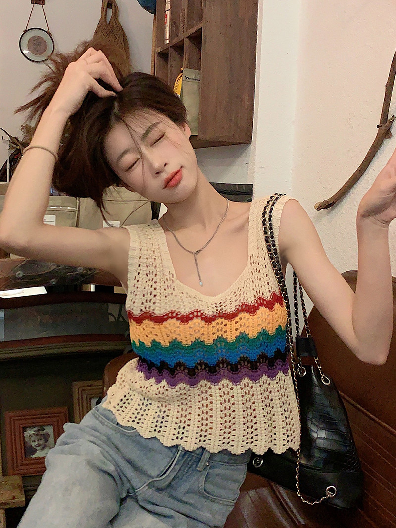 夏季女士大码彩虹针织镂空小背心女胖妹妹复古内搭缕空绣花吊带衫