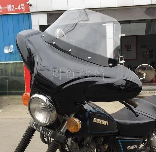 轻骑周红哈雷gn250安装前挡风
