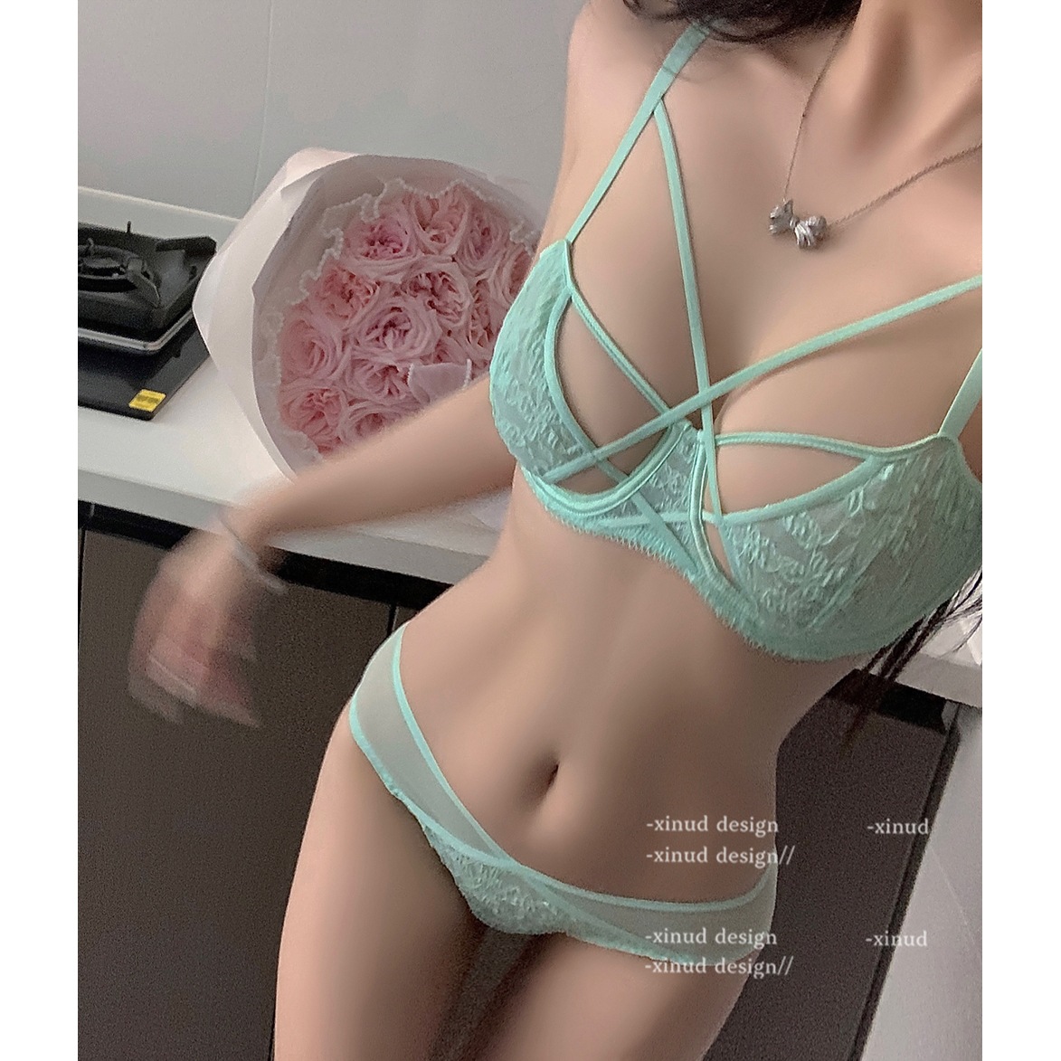 「LA」娇艳欲滴