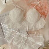 文胸套装 新款 日系洛丽塔少女内衣小胸聚拢防下垂刺绣性感纯欲薄款