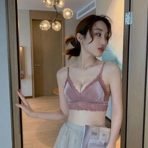 丝绒小胸聚拢无钢圈侧收副乳文胸