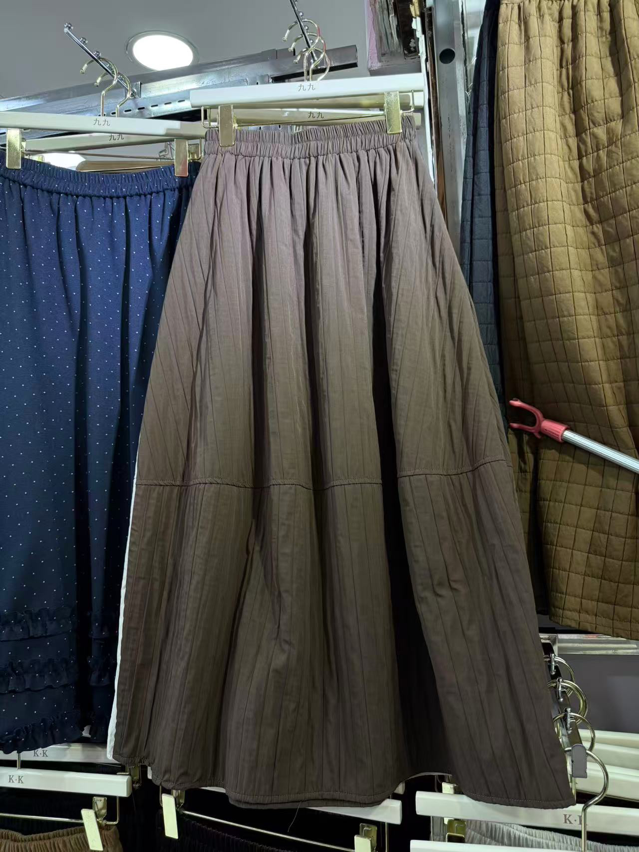 2025年冬季新款韩版时尚百搭显瘦气质高腰棉格半身裙女A字摆长裙