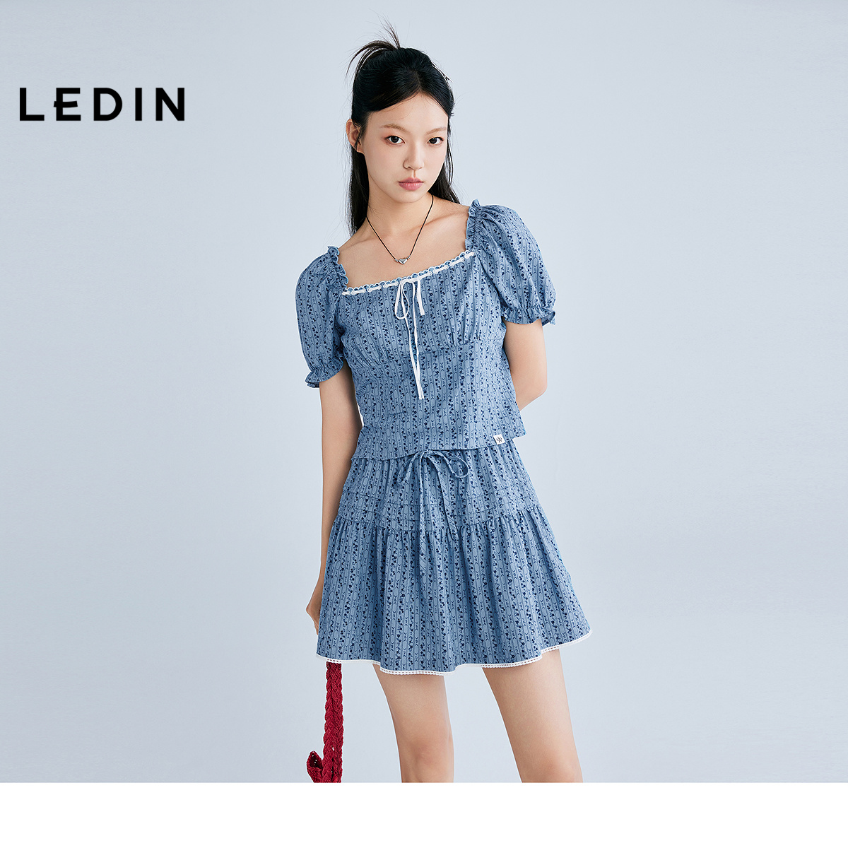 【商场同款】乐町方领短袖上衣女2025夏季新款合体小衫C2CDF2533