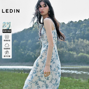 垂感大裙摆裙子 新款 乐町插画师图案法式 简约v领连衣裙2025年夏季