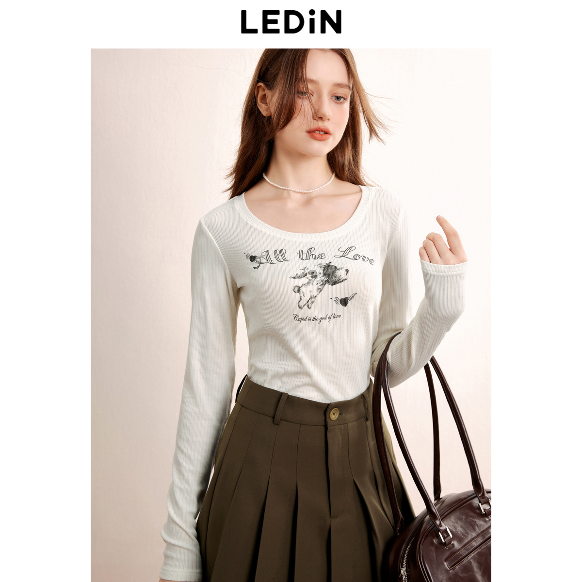 肌理罗纹兔子印花抽褶