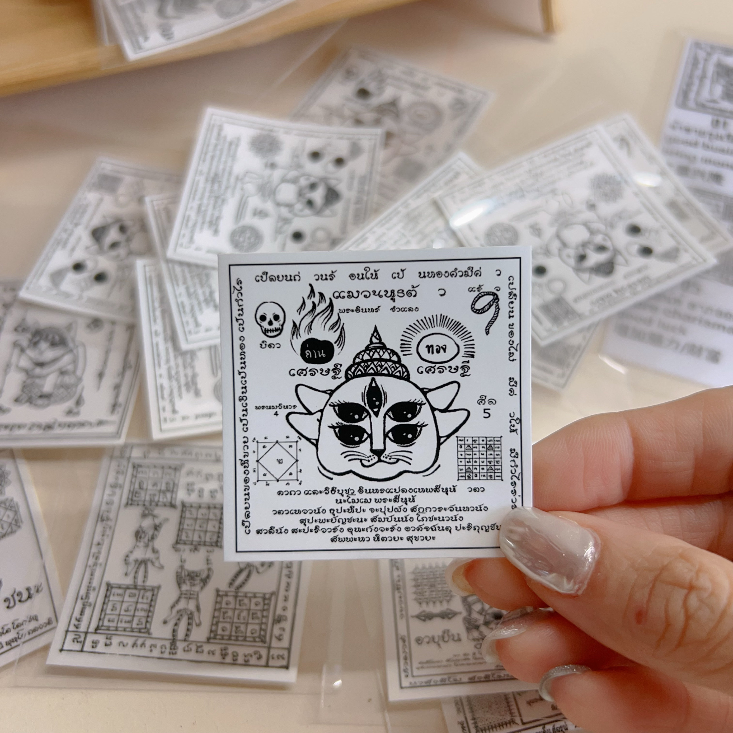 泰国清迈夜市猫咪守护神手帐新款宁曼路手机贴纸许愿包邮旅游纪念,节庆用品/礼品,文化创意冰箱贴,淘宝优惠券,粉丝福利购,淘宝优惠卷