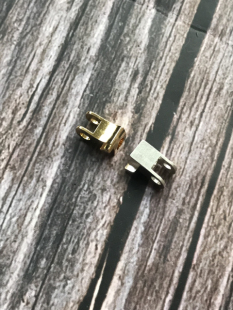 【机遇火机】定制出售登喜路老款气体机 火石仓 配件 亮金色 银色