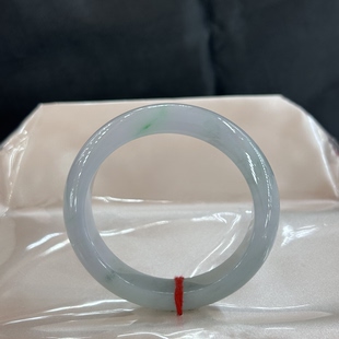 260402 白底青手镯