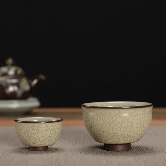 龙泉市青瓷戴文辉手工制作哥窑铁胎开片墨纹杯茶杯主人杯陶瓷茶具