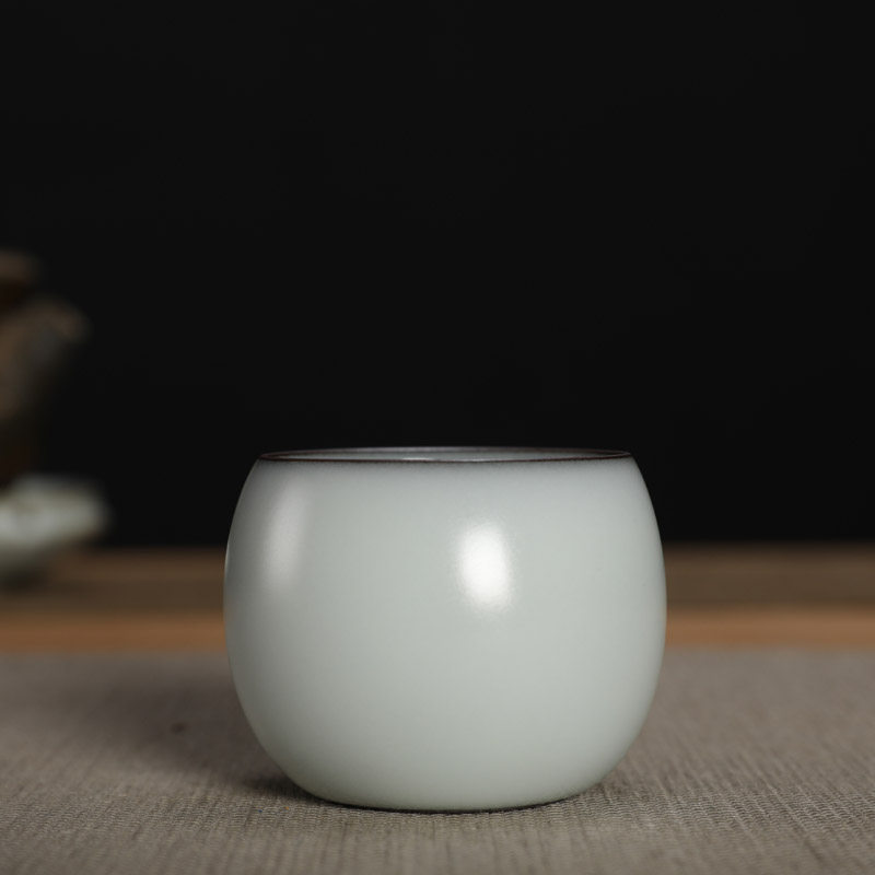 猪油冻哥窑铁胎茶具陶瓷