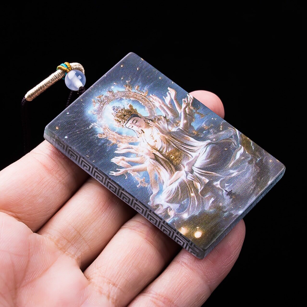 天然A货翡翠千手观音牌蓝水料双危地马拉翡翠