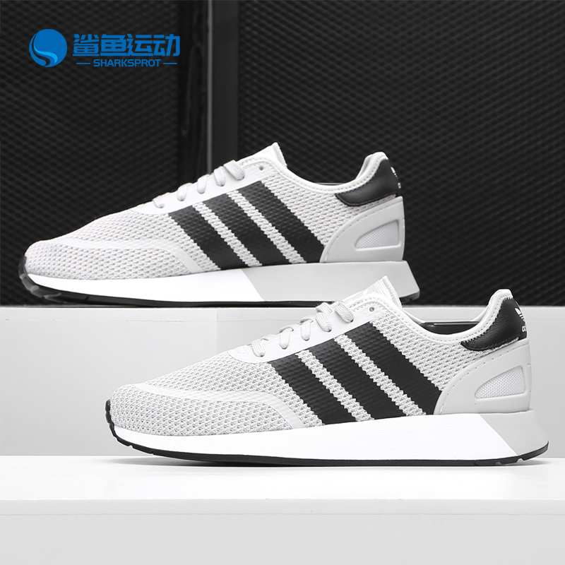 阿迪达斯三叶草系列男子休闲鞋