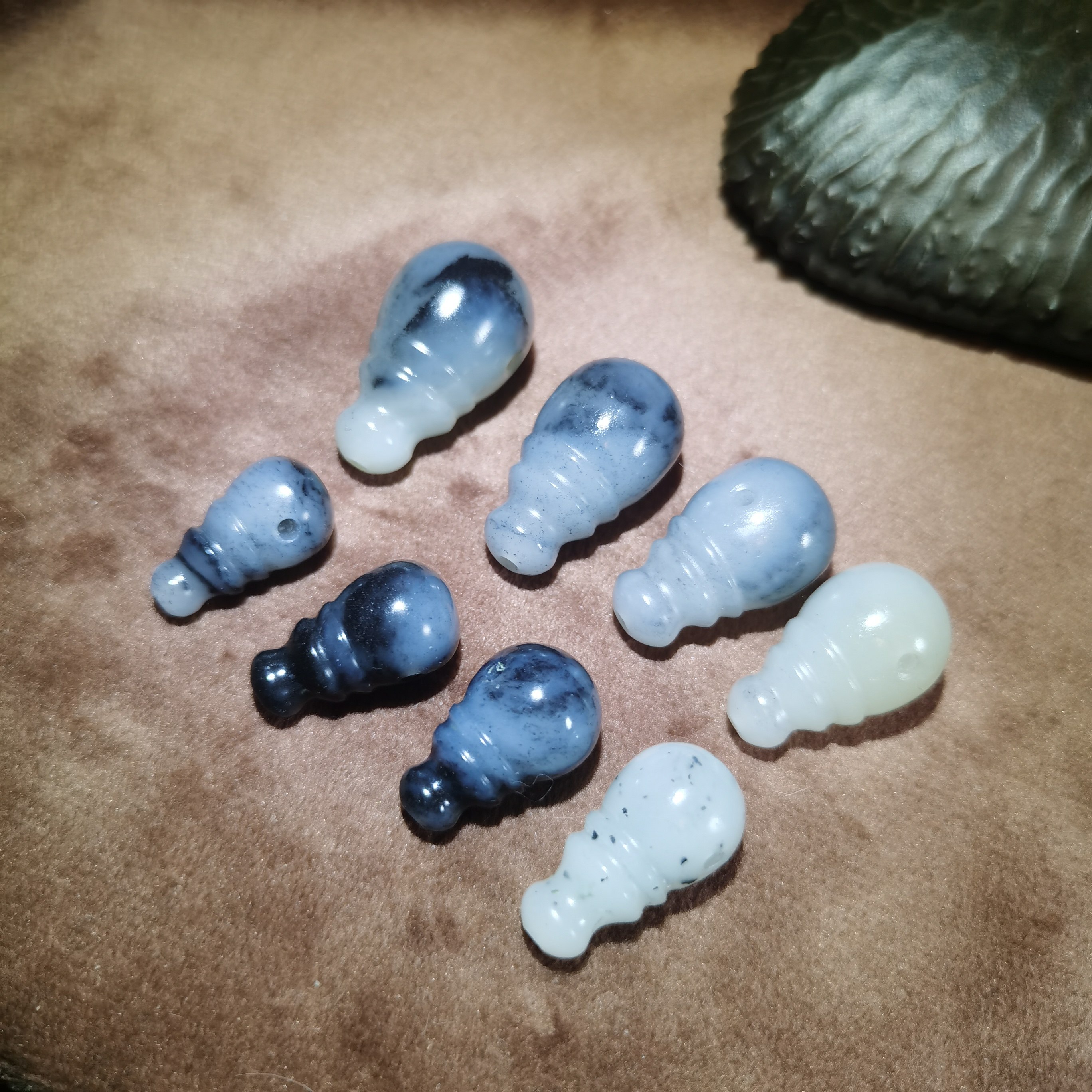 新疆和田玉青花籽料三通佛头一体三通配饰高端三通手串配珠配件