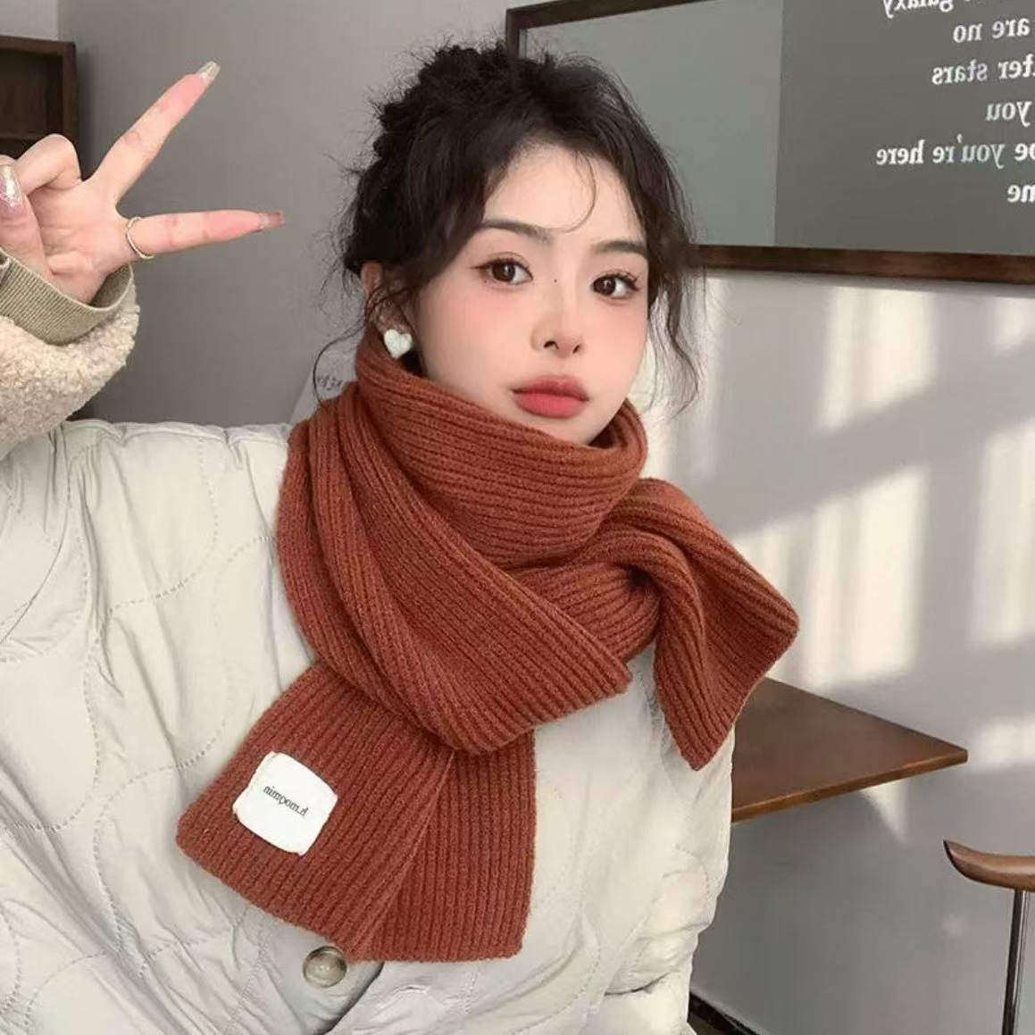 纯色针织围巾女秋冬2025新款韩版学生绿毛线围巾百搭保暖针织围脖