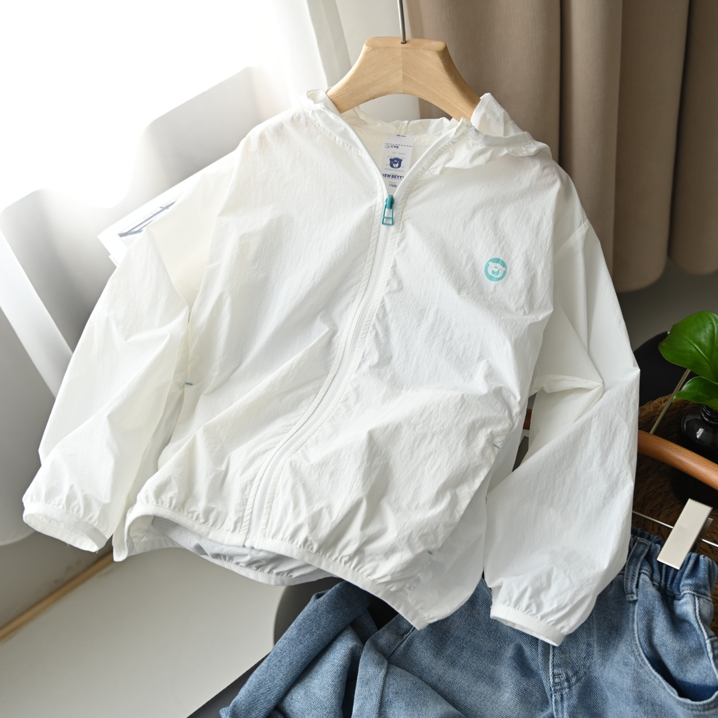 薄款 UPF50+ 儿童防晒衣 男女童白色外套 175大童连帽衫 夏款童装