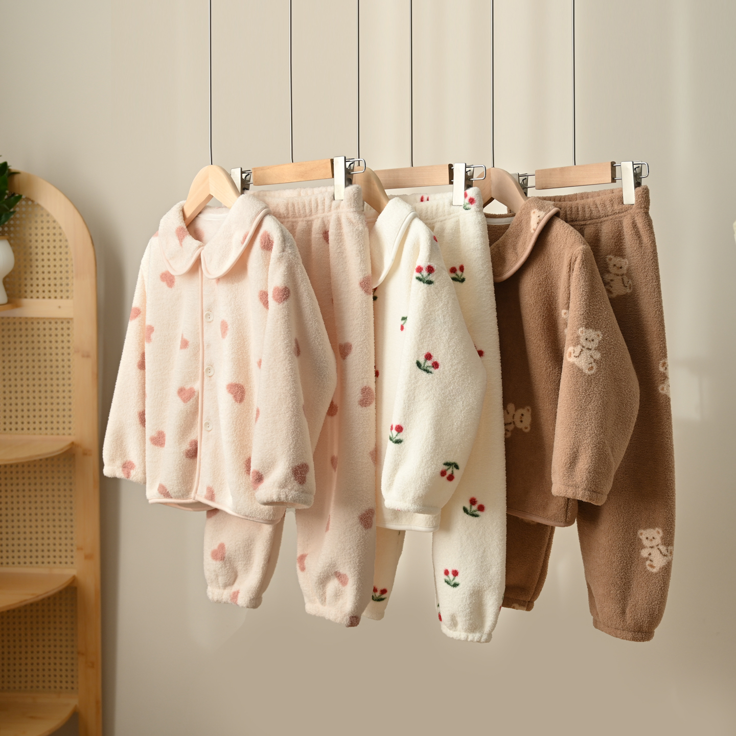 A类儿童云朵绒家居服套装冬款