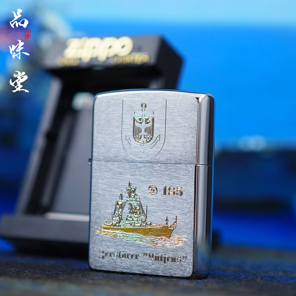 全新2002年份美国产zippo芝宝巡洋舰海军翻盖防风打火机正品原装
