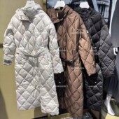 3折欧家专柜2024秋冬新菱格连帽长羽绒外套女腰带1LC4339080现货