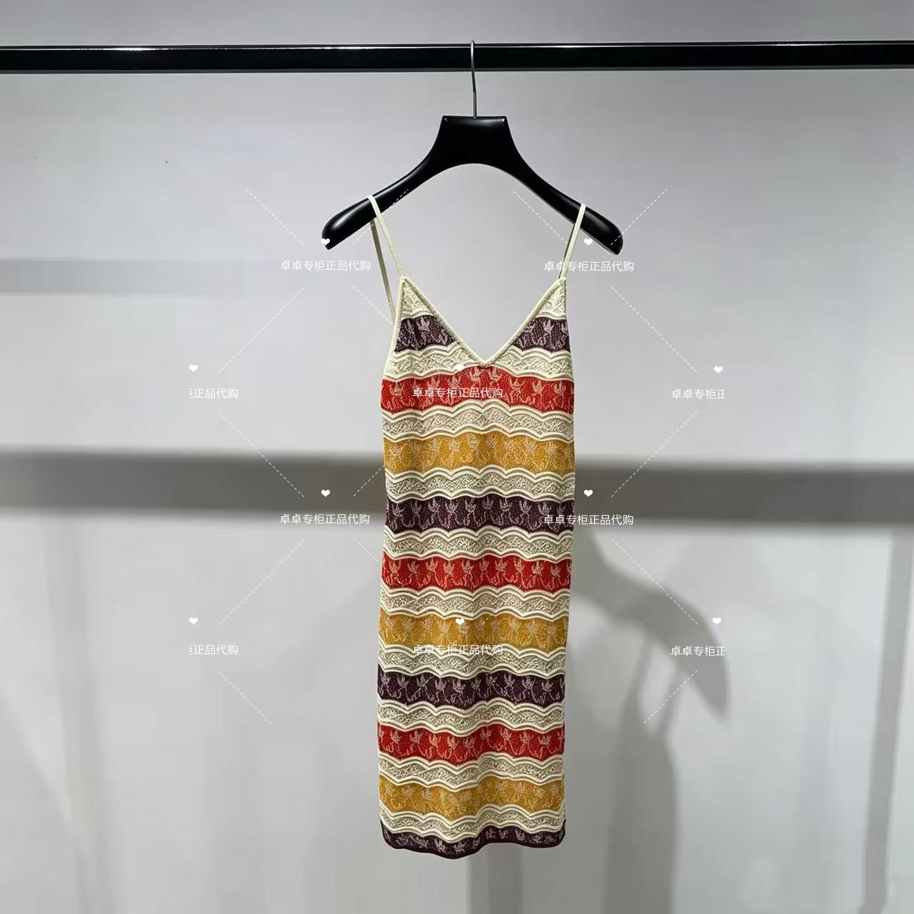4折欧家专柜26新女夏针织连衣裙条纹度假挂脖吊带1MR208036F现货