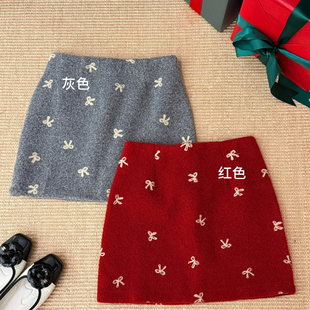 型偏小 版 YA599 显瘦加厚半身裙 Cecil古蝴蝶结圣诞新年刺绣A版