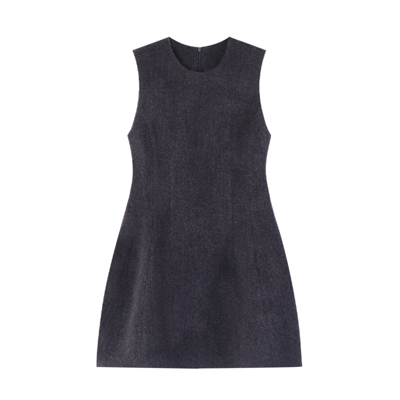 Cecil25冬高级感简约千金风花苞收腰百搭无袖连衣裙15627